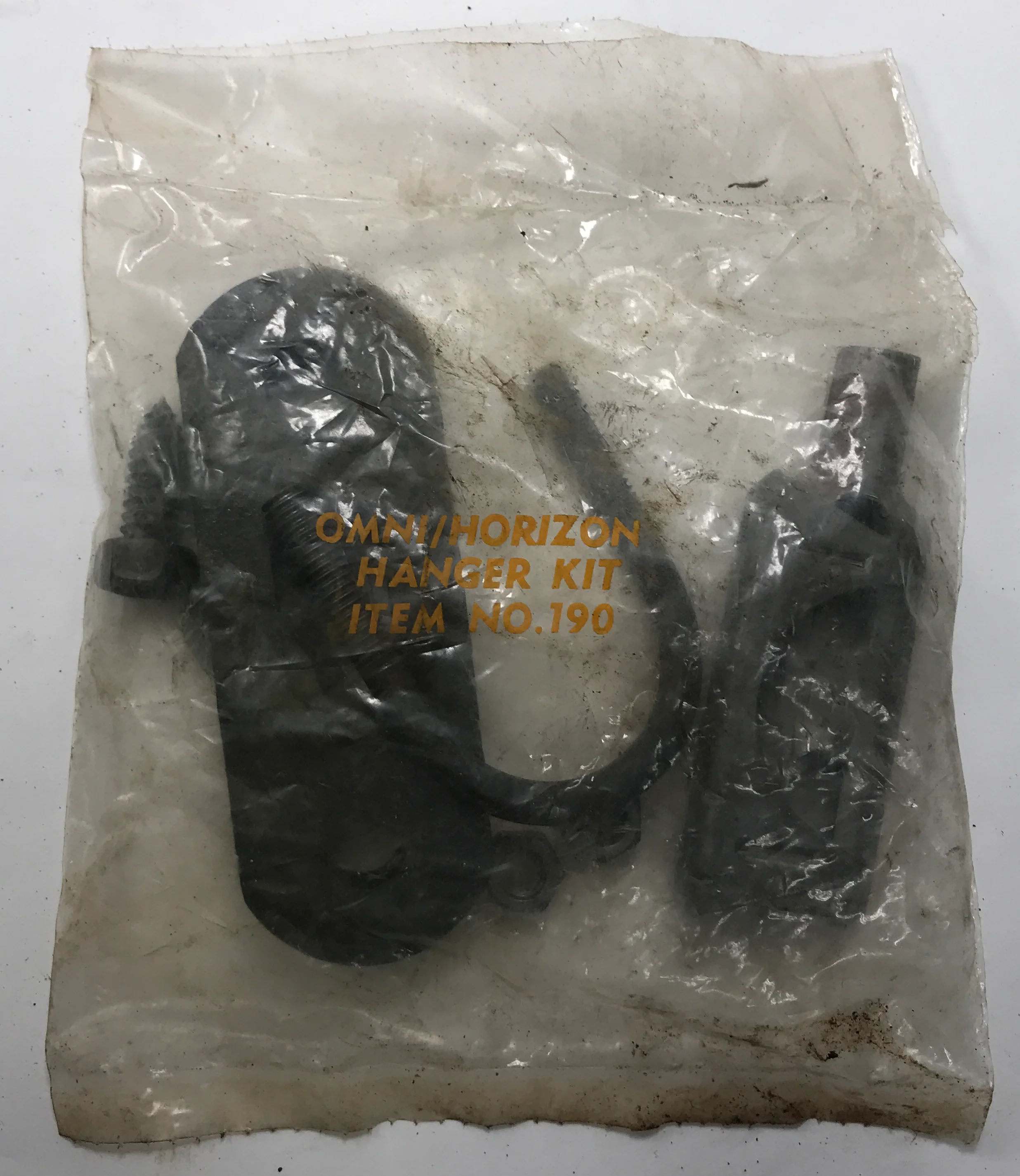 Nickson 190 Universal 1 1/2 Exhaust Muffler Clamp U-Bolt Pipe Saddle Hanger Kit - 1 to 50 Pack - Image 7